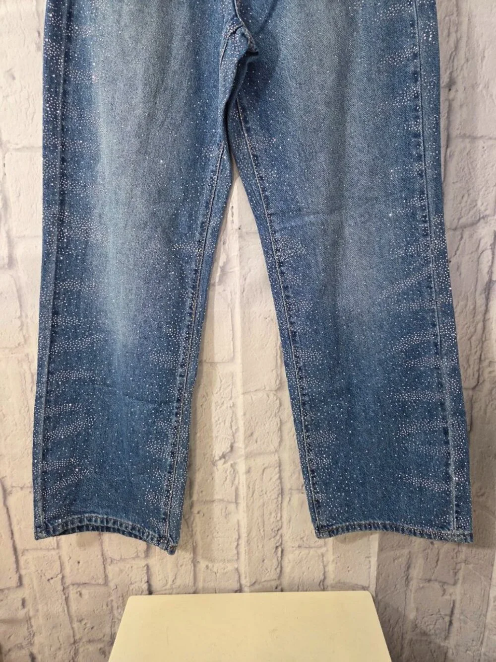 Fashion Nova Size 5 Medium Wash Rhinestone Embellished Straight Leg Jeans